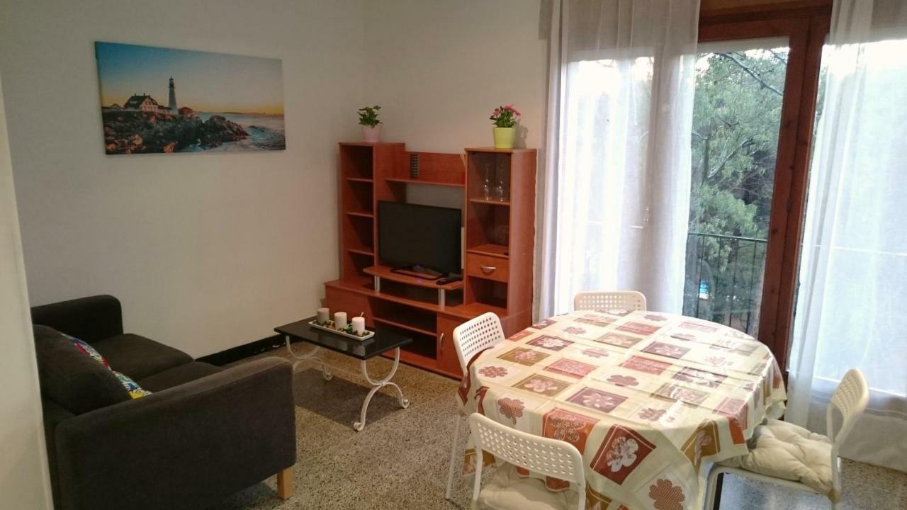 Apartamentos Juan Jose โยเรตเดมาร์ ภายนอก รูปภาพ